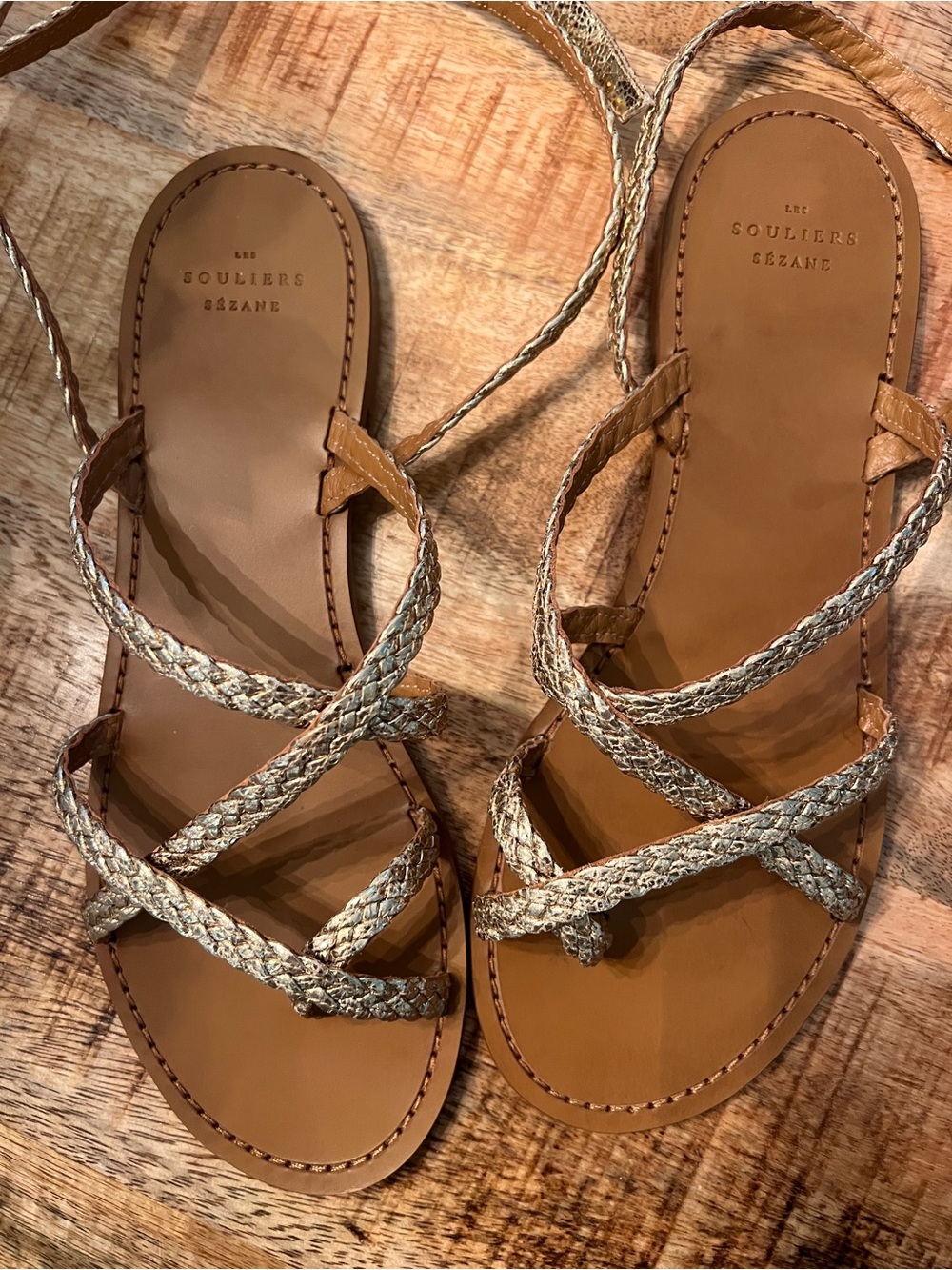 Sézane Arthur Low Sandals Braided Gold Leather Size 41 US 10 NIB - Picture 5 of 10